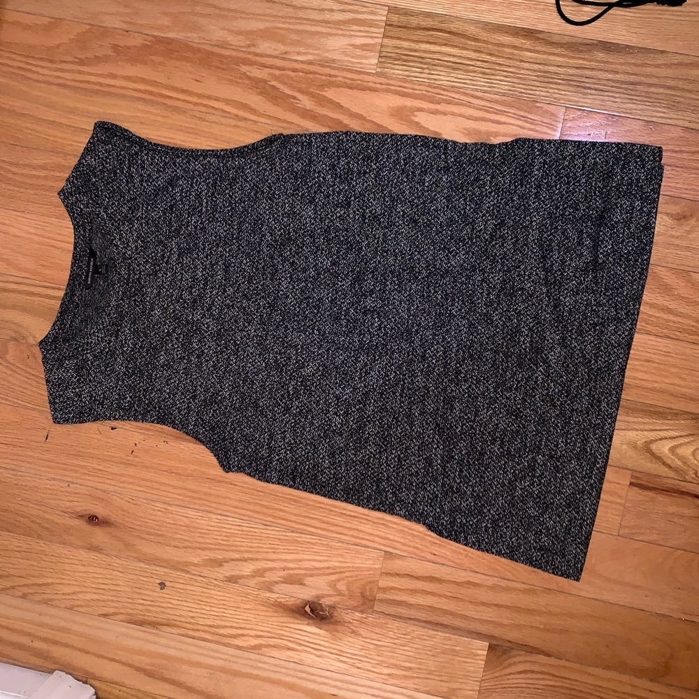 Pullover Sleeveless Sweater, like new!